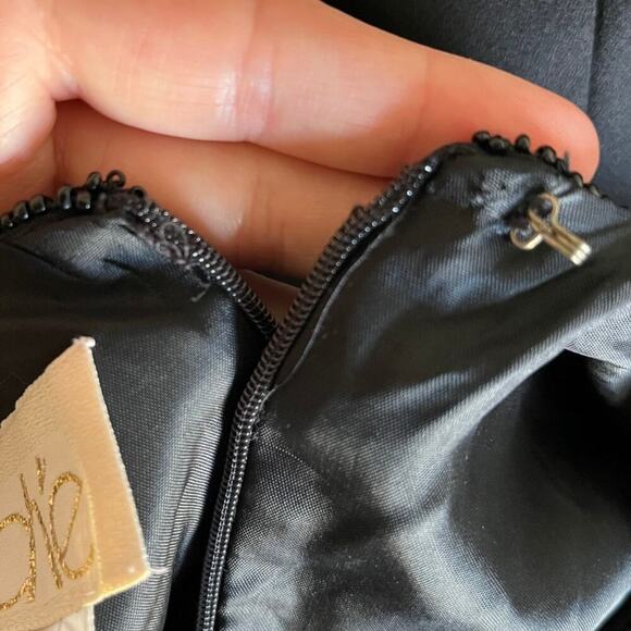 Vintage Cache Black Silk Beaded Cocktail Formal Dress 12 Fit and Flare Modest - Picture 9 of 10